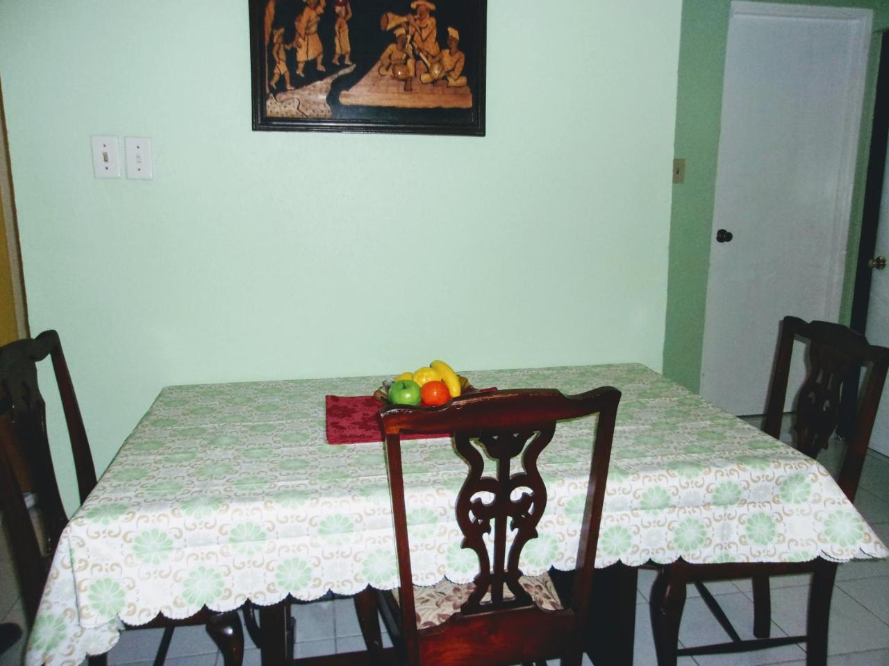 Central Oaklands Kingston Apt Exterior foto